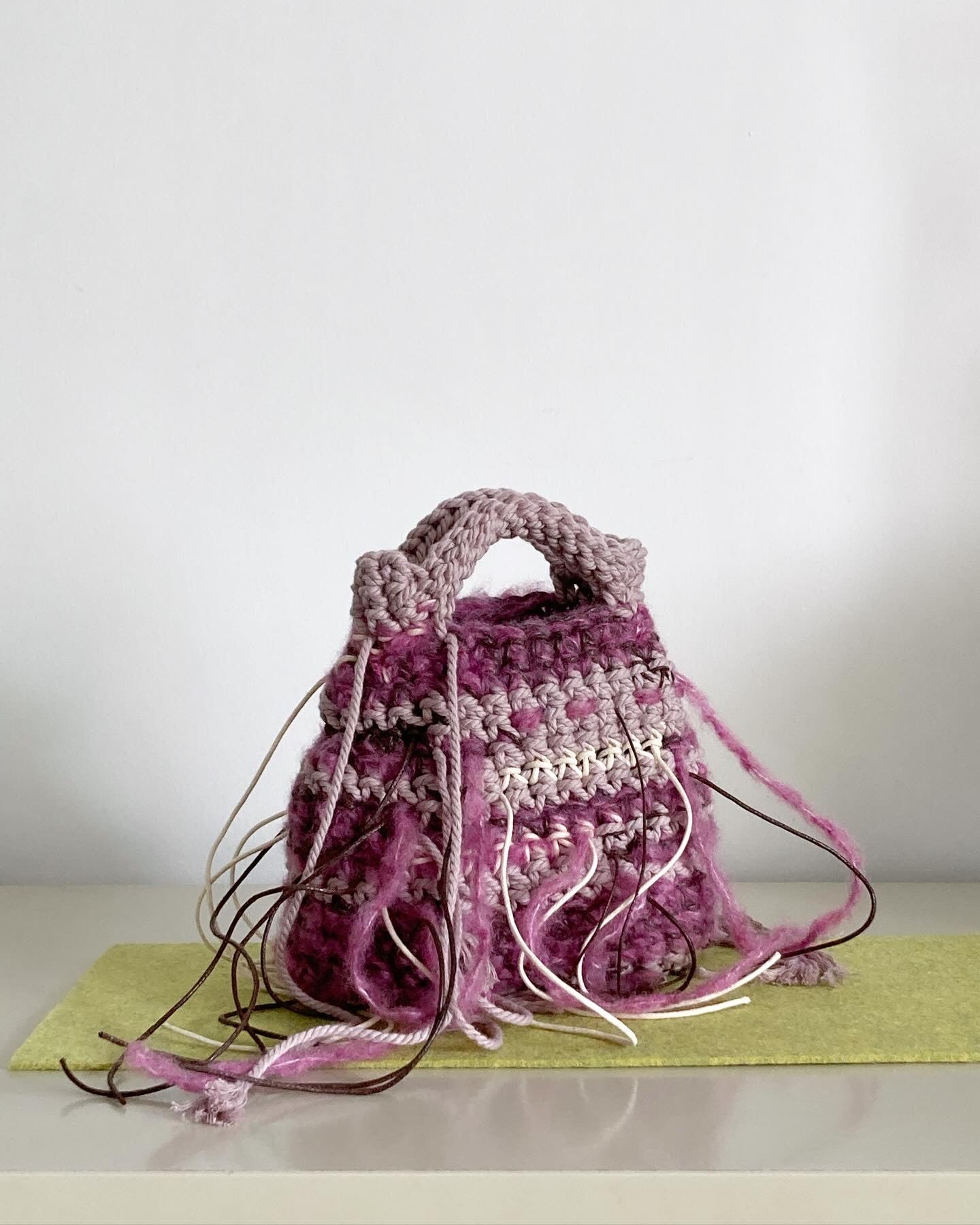 Mix Berry Crochet Bag