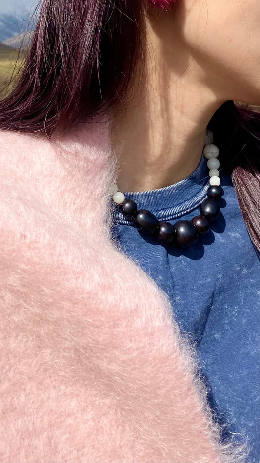 Black & White Bodhi Ebony Necklace - Umber Shade