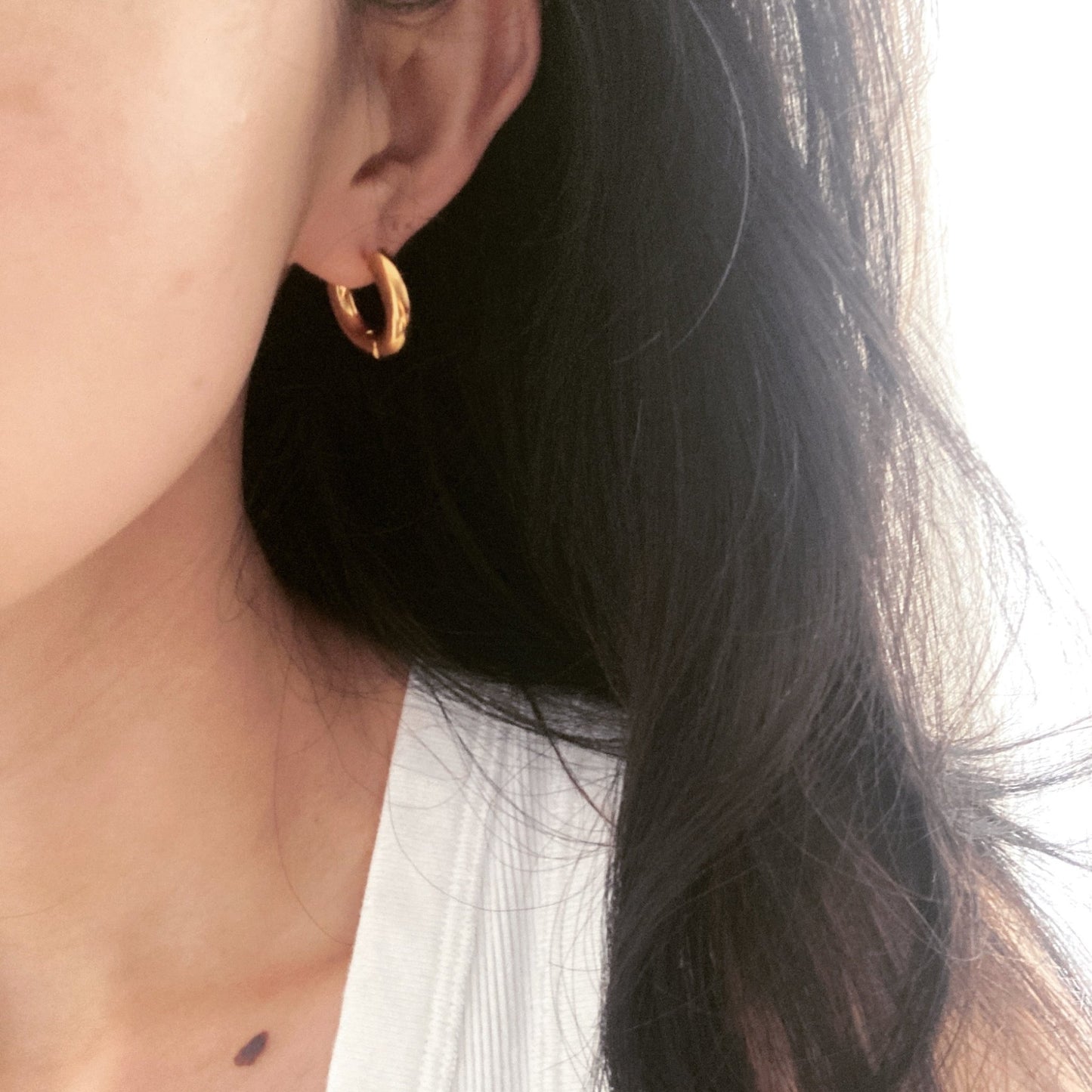 Murano Glass Heart Huggie Earrings - Umber Shade