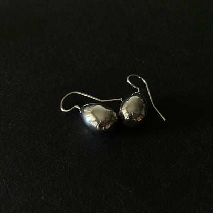 Teardrop earrings