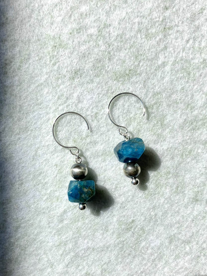 Blue Touch - Umber Shade