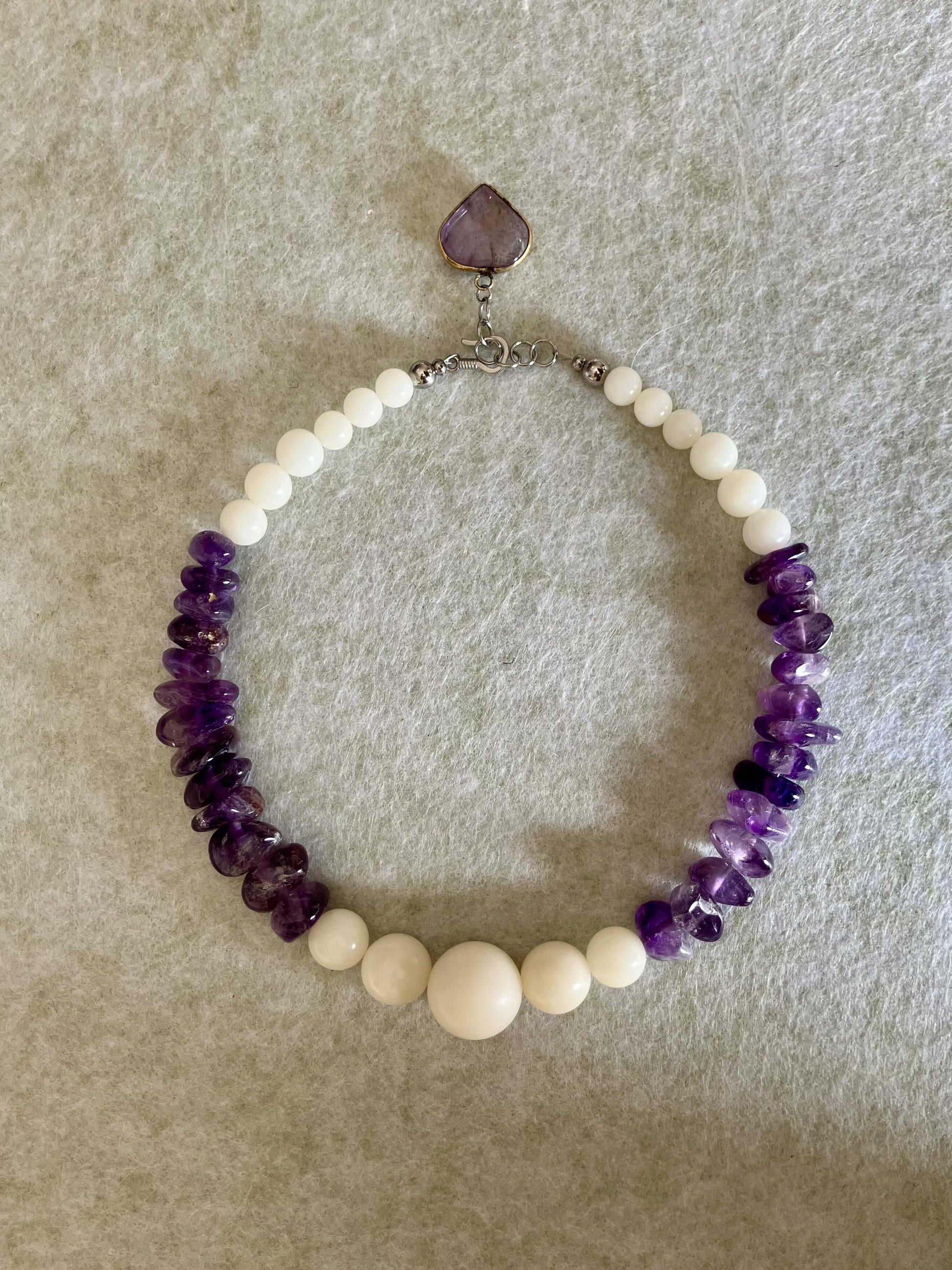 Bodhi & Amethyst Collar Necklace - Umber Shade