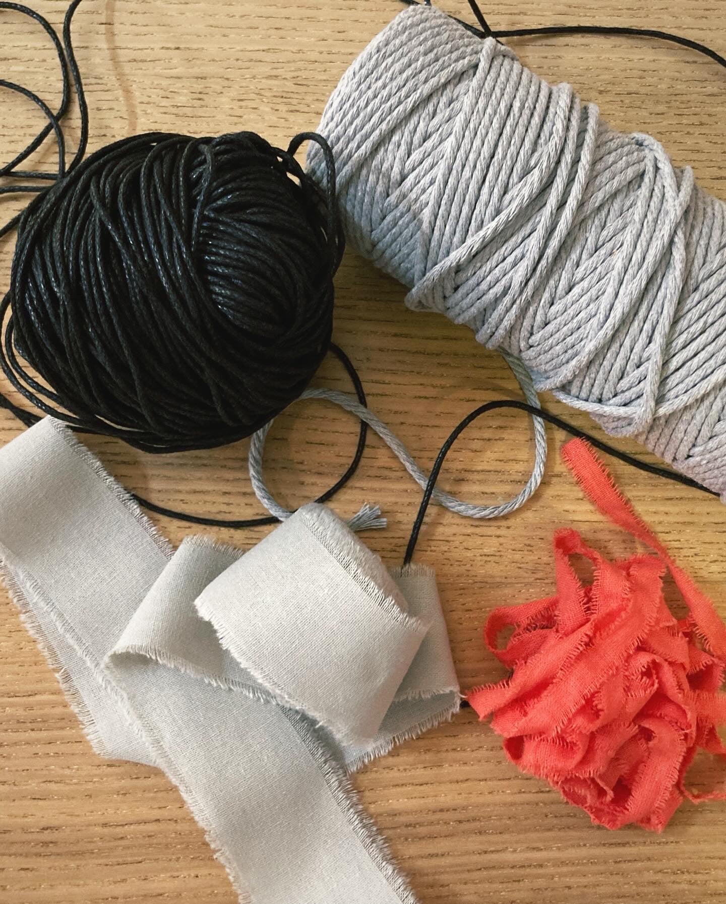 Orange Peel Mini Crochet Bag - Umber Shade